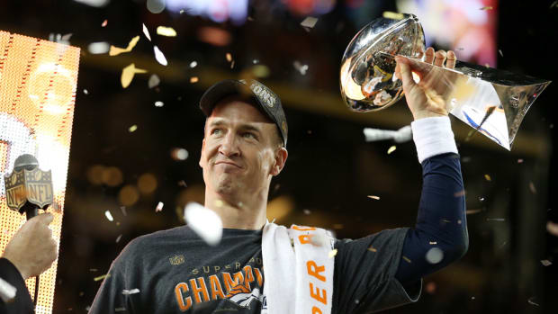 peyton-manning-announces-retirement.jpg